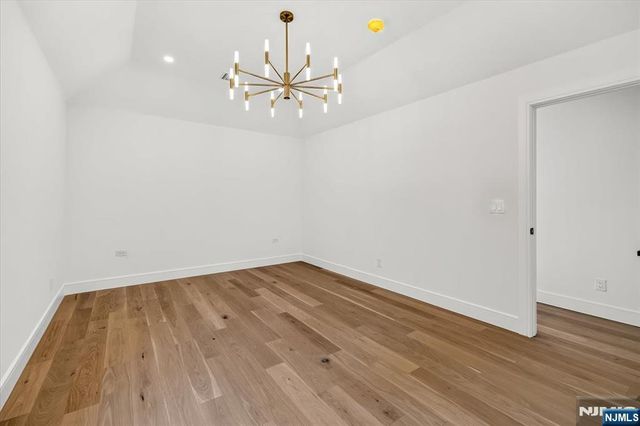 513 Hensler Lane, Oradell, NJ 07649
