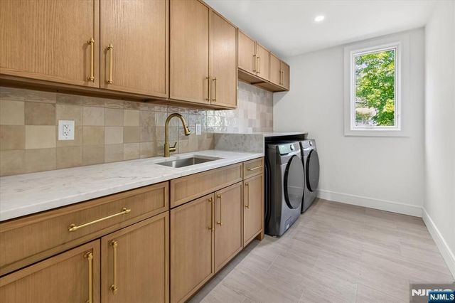 513 Hensler Lane, Oradell, NJ 07649