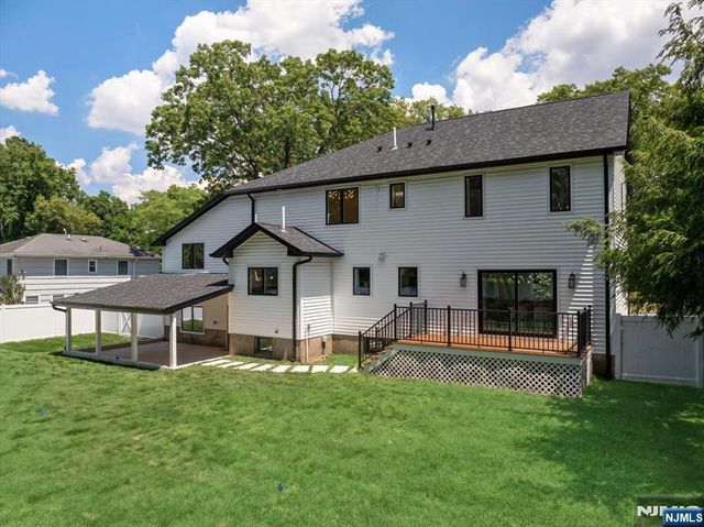 513 Hensler Lane, Oradell, NJ 07649