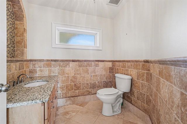 840 3RD AVENUE S, Tierra Verde, FL 33715