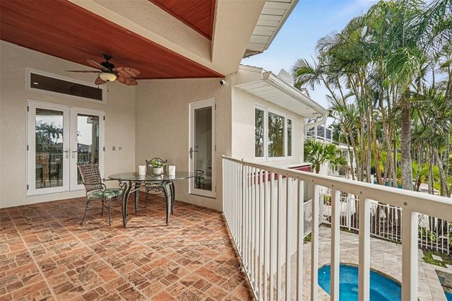 840 3RD AVENUE S, Tierra Verde, FL 33715