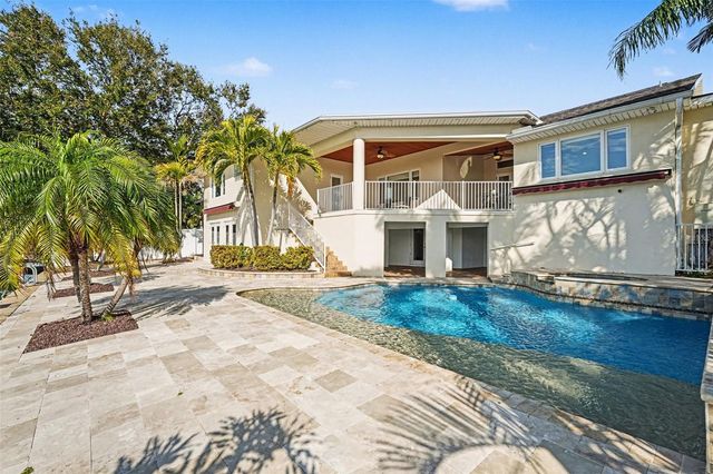 840 3RD AVENUE S, Tierra Verde, FL 33715