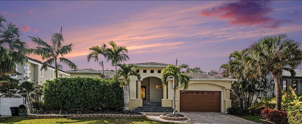 840 3RD AVENUE S, Tierra Verde, FL 33715