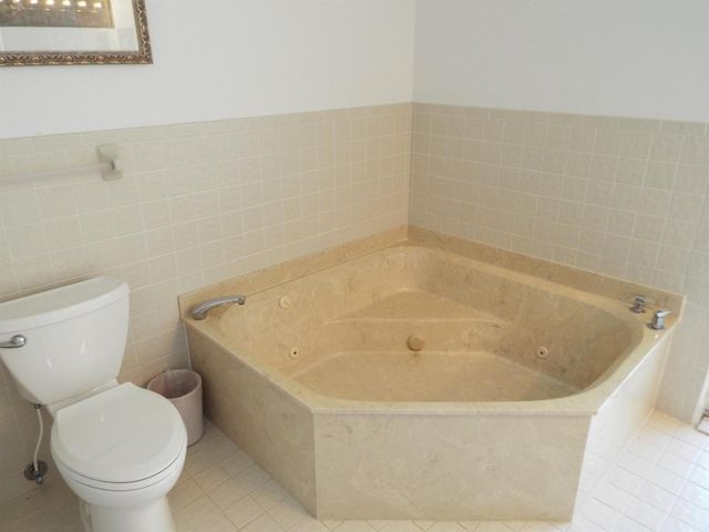 4128 W Palm Aire Drive 281b, Pompano Beach, FL 33069