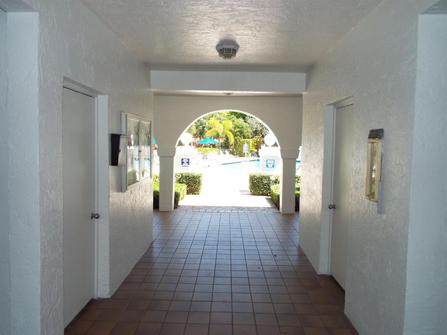 4128 W Palm Aire Drive 281b, Pompano Beach, FL 33069