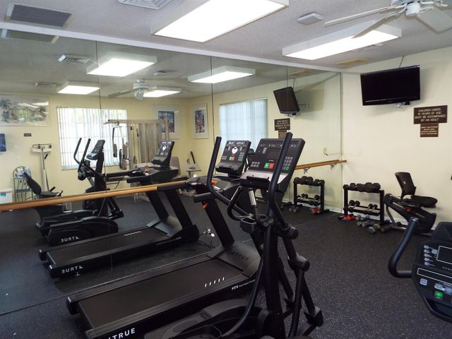 4128 W Palm Aire Drive 281b, Pompano Beach, FL 33069