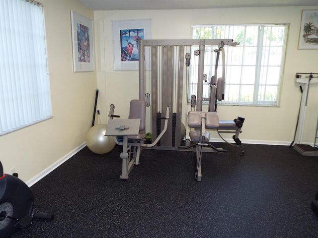 4128 W Palm Aire Drive 281b, Pompano Beach, FL 33069
