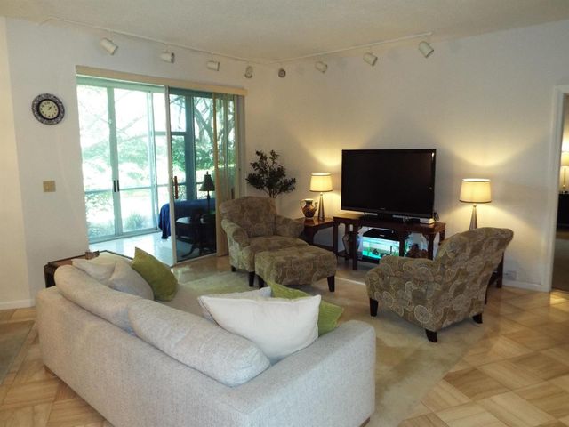 4128 W Palm Aire Drive 281b, Pompano Beach, FL 33069