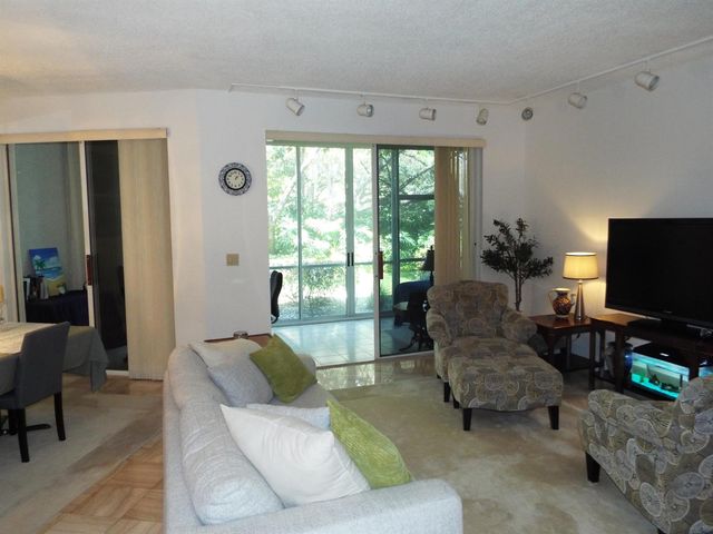 4128 W Palm Aire Drive 281b, Pompano Beach, FL 33069
