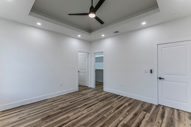 4898 Point La Vista Road, Malakoff, TX 75148