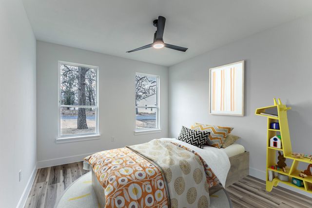 4898 Point La Vista Road, Malakoff, TX 75148