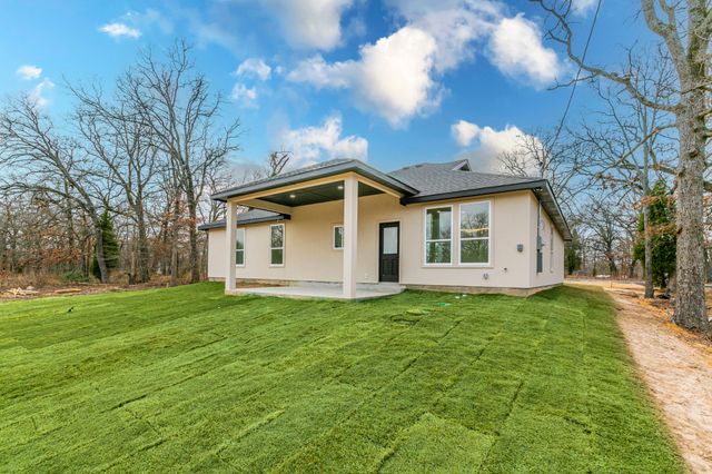 4898 Point La Vista Road, Malakoff, TX 75148