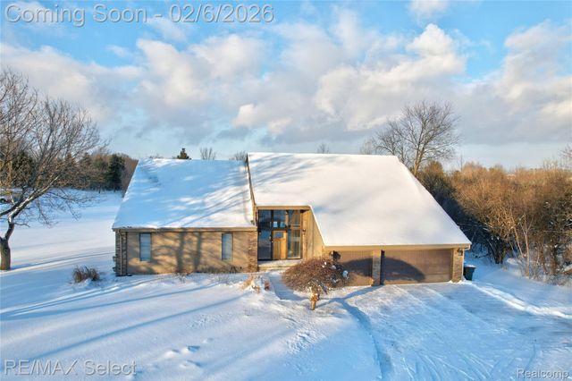 5031 McCandlish Road, Grand Blanc Charter Township, MI 48439