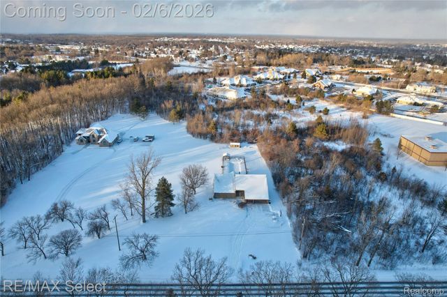 5031 McCandlish Road, Grand Blanc Charter Township, MI 48439
