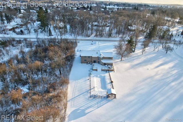 5031 McCandlish Road, Grand Blanc Charter Township, MI 48439