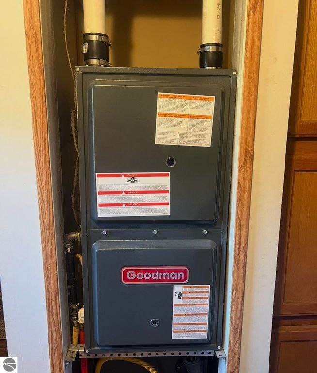 Image 30 of property listing at 3949 S Alamando Road, St Louis, MI 48880