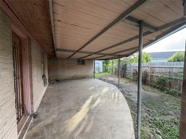 125 N Carolina Street, Houston, TX 77029