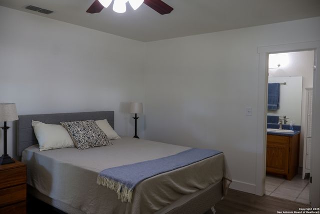 1031 shin oak, Menard, TX 76859