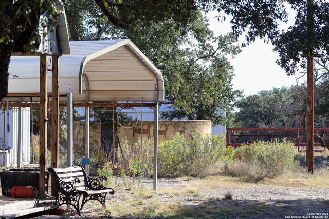 1031 shin oak, Menard, TX 76859