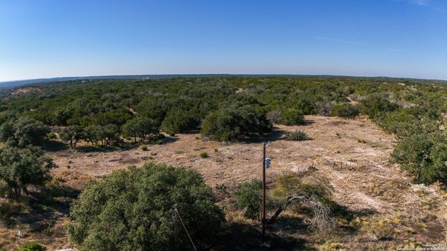 1031 shin oak, Menard, TX 76859
