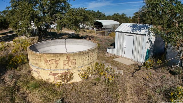 1031 shin oak, Menard, TX 76859