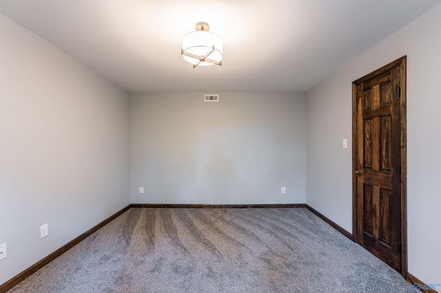 206 Newcomb Road, Owens Cross Roads, AL 35763