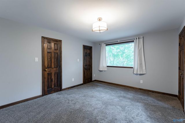 206 Newcomb Road, Owens Cross Roads, AL 35763