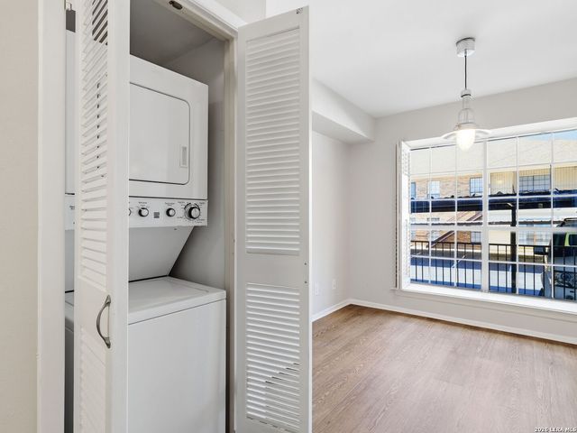 7926 Broadway Apt 107, San Antonio, TX 78209