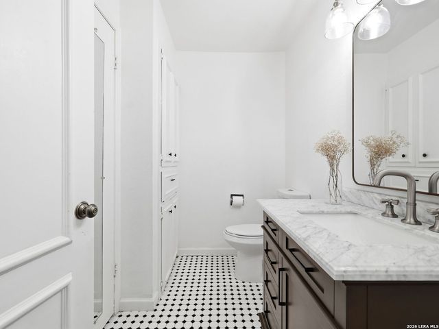 7926 Broadway Apt 107, San Antonio, TX 78209