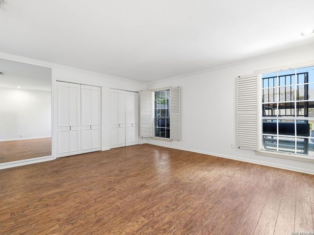 7926 Broadway Apt 107, San Antonio, TX 78209