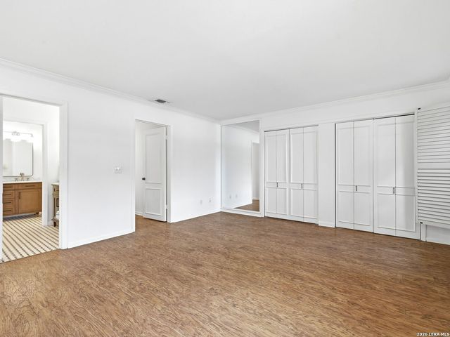 7926 Broadway Apt 107, San Antonio, TX 78209