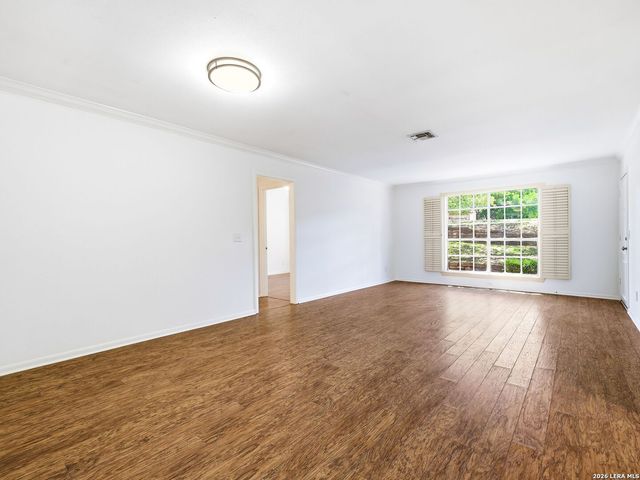 7926 Broadway Apt 107, San Antonio, TX 78209
