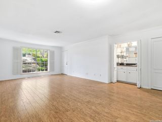7926 Broadway Apt 107, San Antonio, TX 78209
