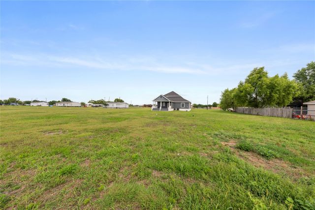 1128 Newton Road, Ferris, TX 75125