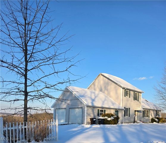 141 Meadowpark Drive, Cambridge, OH 43725