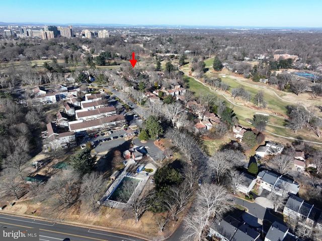 11460 LINKS DR, Reston, VA 20190