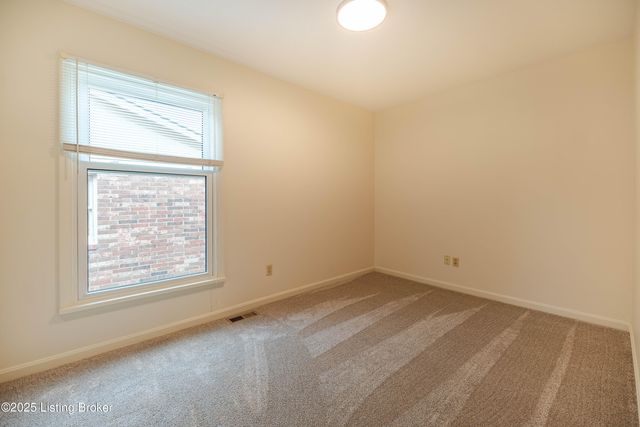 9213 Wendell Way, Louisville, KY 40299