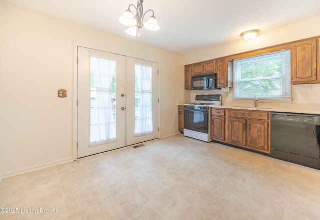 9213 Wendell Way, Louisville, KY 40299