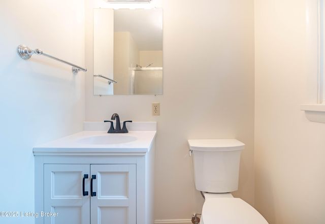 9213 Wendell Way, Louisville, KY 40299