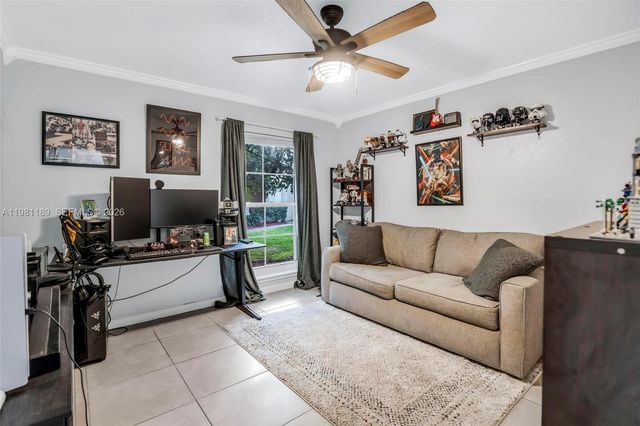 875 Riverside Dr 712, Coral Springs, FL 33071