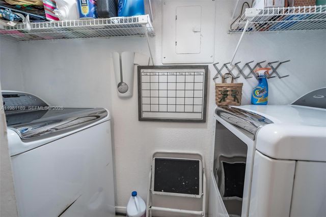 875 Riverside Dr 712, Coral Springs, FL 33071