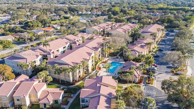 875 Riverside Dr 712, Coral Springs, FL 33071