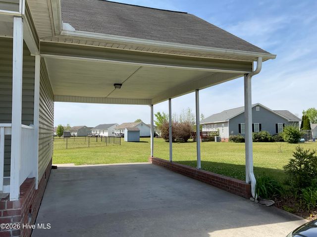333 Olive Branch Boulevard, Grifton, NC 28530