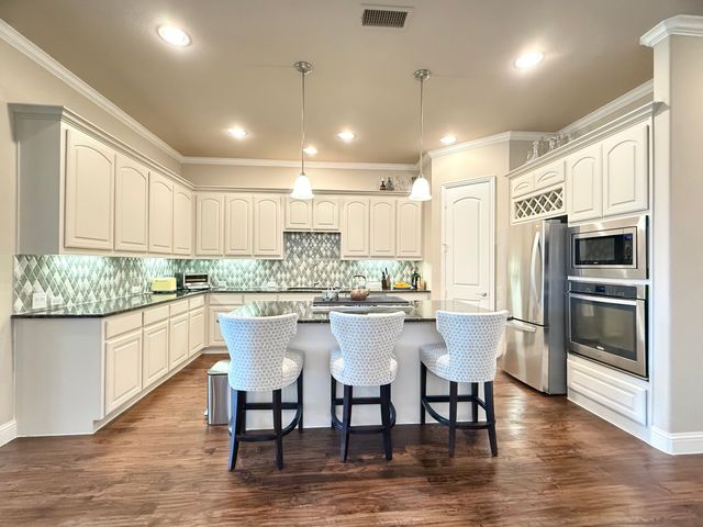 2313 Chadwick Lane, Garland, TX 75044