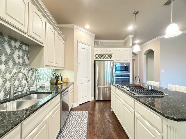 2313 Chadwick Lane, Garland, TX 75044