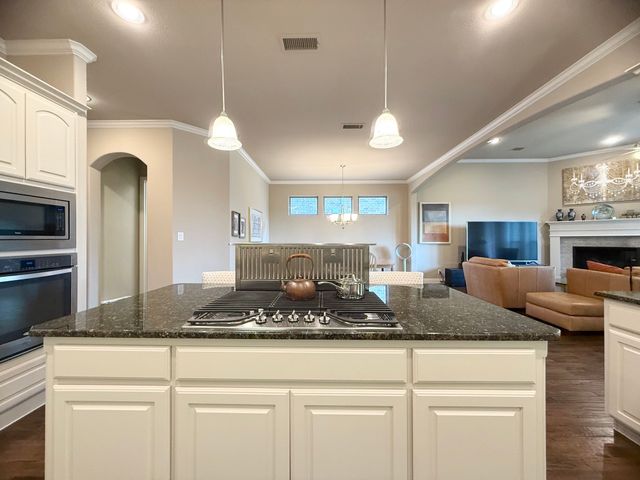 2313 Chadwick Lane, Garland, TX 75044