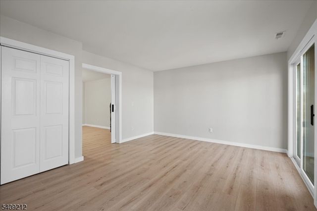 2 Davos Dr 7, Vernon Twp., NJ 07462