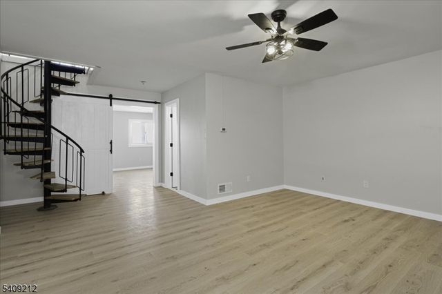 2 Davos Dr 7, Vernon Twp., NJ 07462