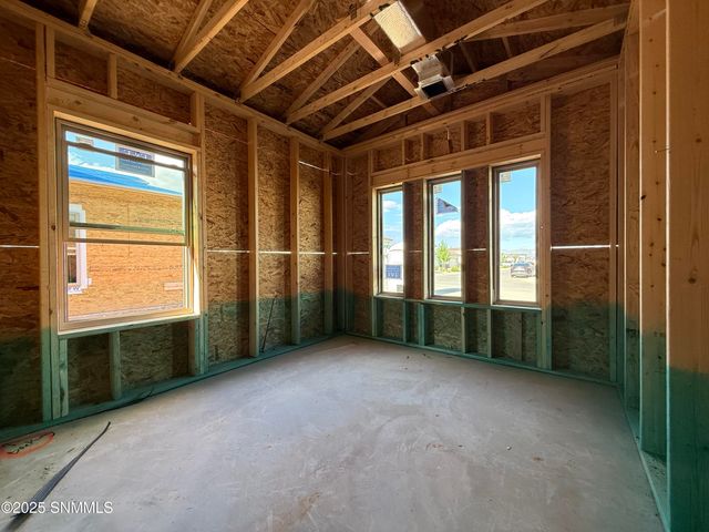 7549 Clarion Way, Las Cruces, NM 88012