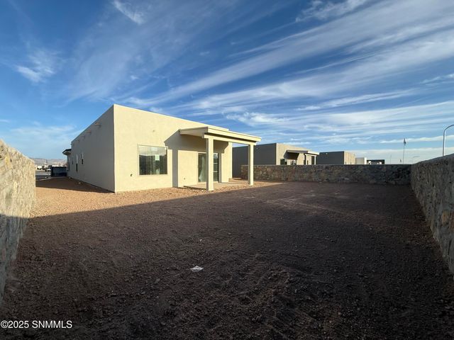 7549 Clarion Way, Las Cruces, NM 88012
